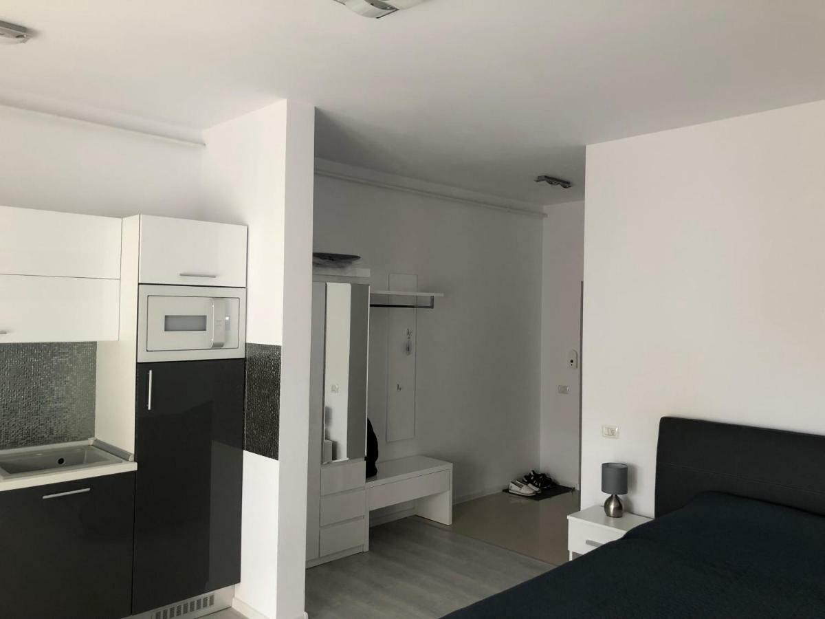 Apartmán Miramar Studio Năvodari Exteriér fotografie
